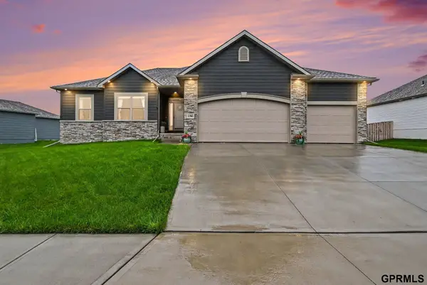 11965 S 118th Avenue, Papillion, NE 68046