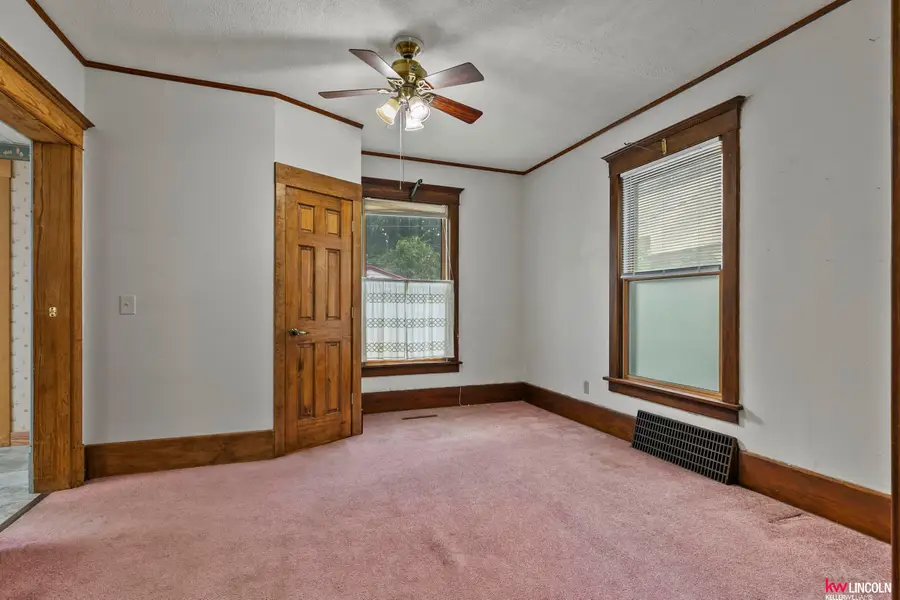 1608 S 23 Street, Lincoln, NE 68502 - #2