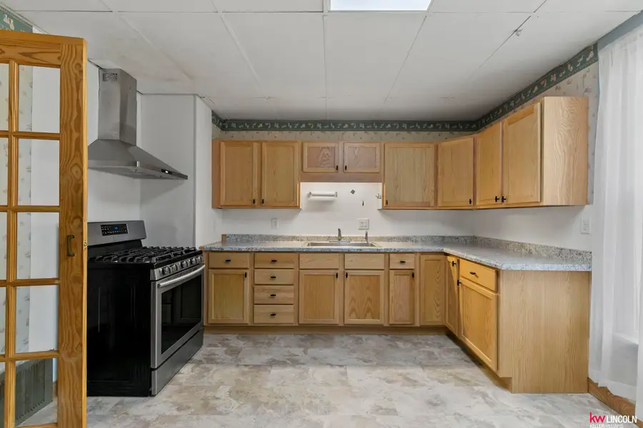 1608 S 23 Street, Lincoln, NE 68502 - #3