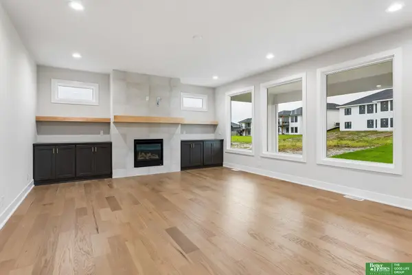 21901 Buchanan Parkway, Gretna, NE 68028