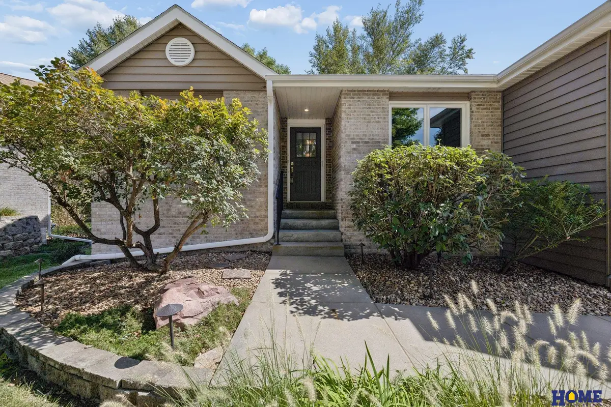 6931 Summerset Circle, Lincoln, NE 68516 - #1