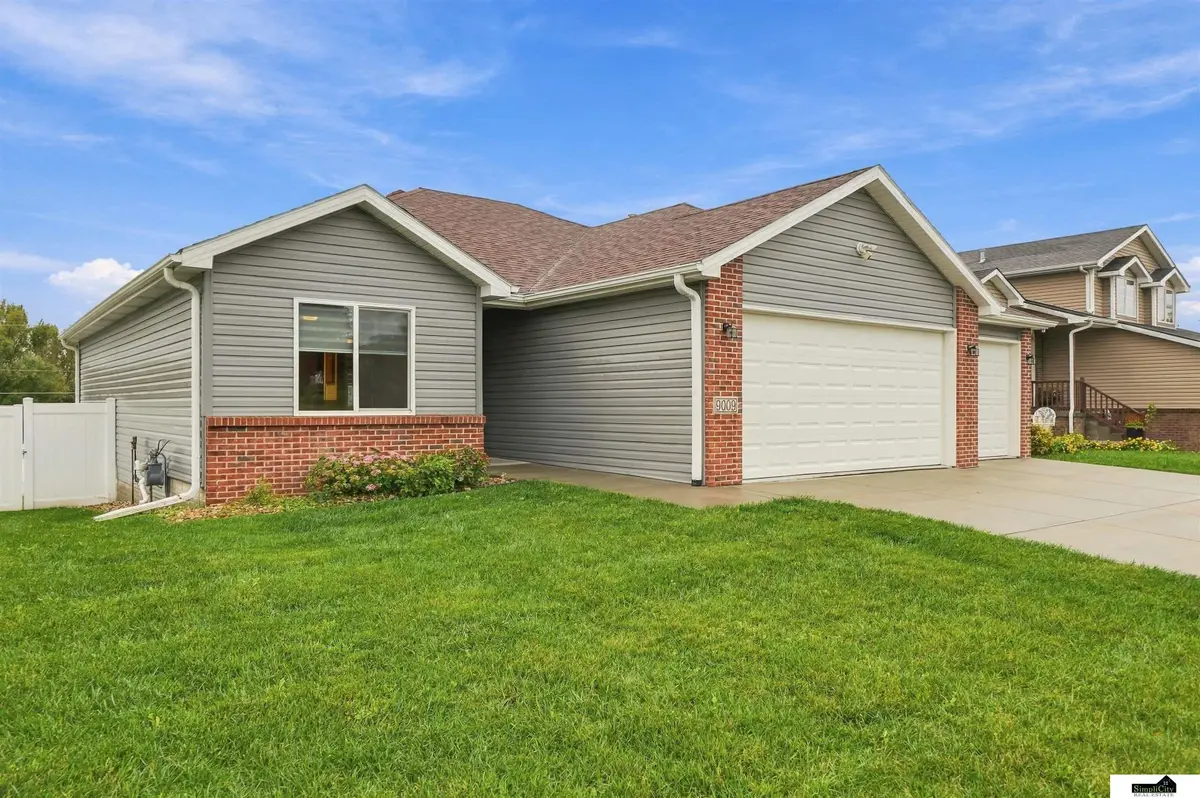9009 Blacksmith Road, Lincoln, NE 68507 - #1
