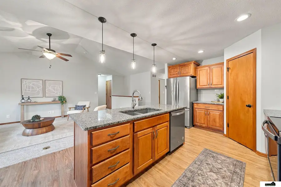 9009 Blacksmith Road, Lincoln, NE 68507 - #3