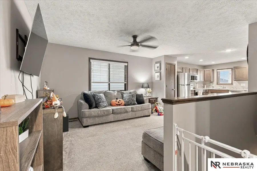 1611 SW 29th Street, Lincoln, NE 68522 - #2