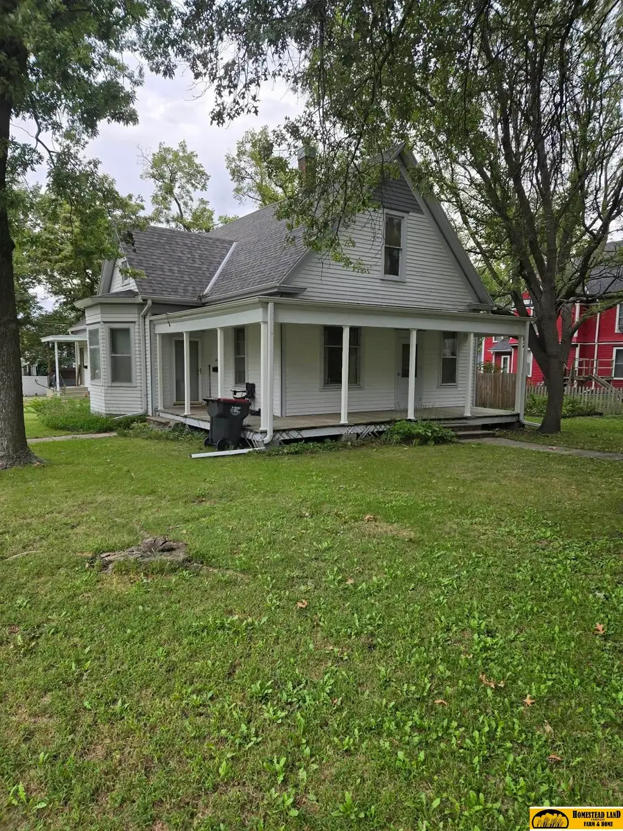 1120-1122 Washington Street, Beatrice, NE 68310 - #2