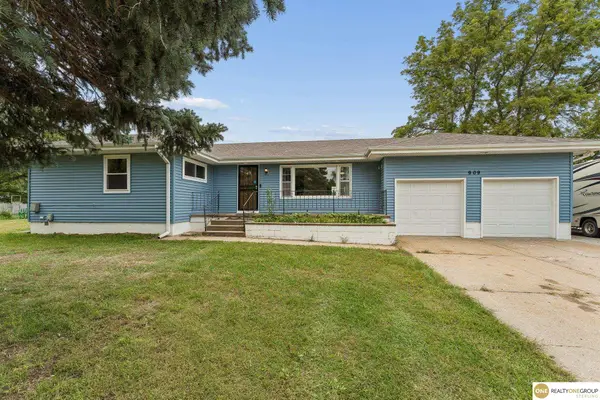 909 Jewell Road, Bellevue, NE 68005
