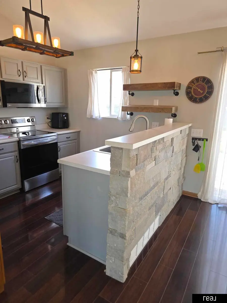 17718 Olive Street, Omaha, NE 68136 - #2