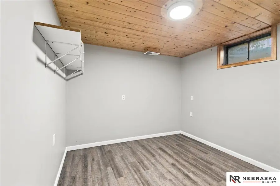 304 Sherry Drive, Bellevue, NE 68005 - #2