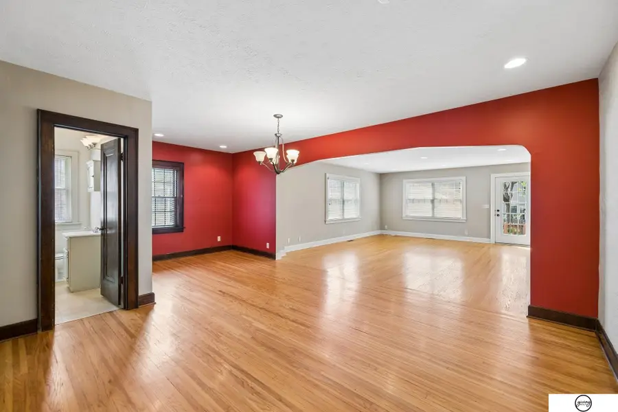3121 Cedar Avenue, Lincoln, NE 68502 - #3