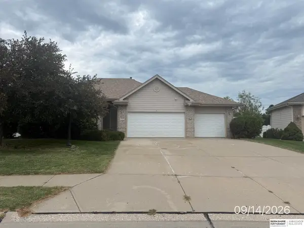 9926 S 100th Street, La Vista, NE 68128