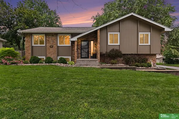 653 S 212 Street, Omaha, NE 68022-9999