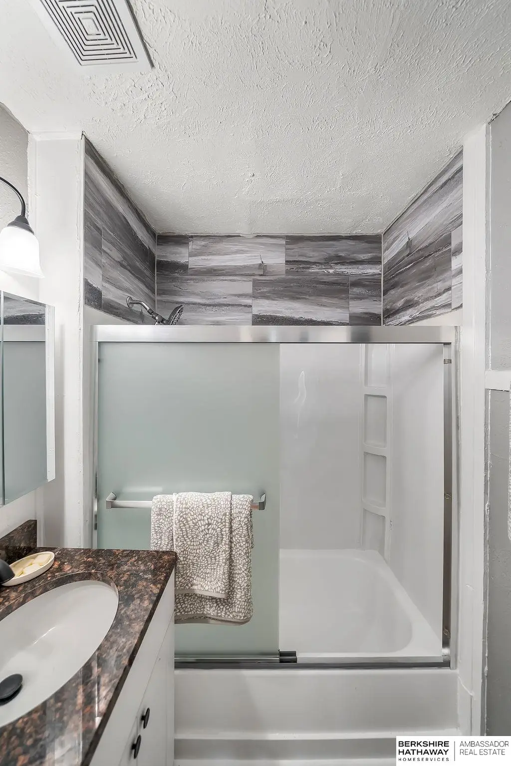 4716 N 31st Avenue, Omaha, NE 68111 - #1