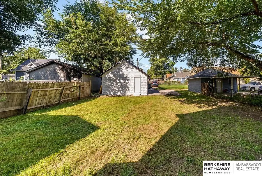 4716 N 31st Avenue, Omaha, NE 68111 - #3