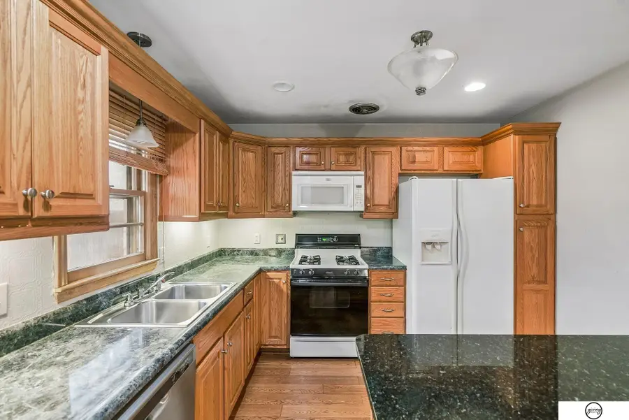 3330 S 33rd Street, Lincoln, NE 68506 - #2