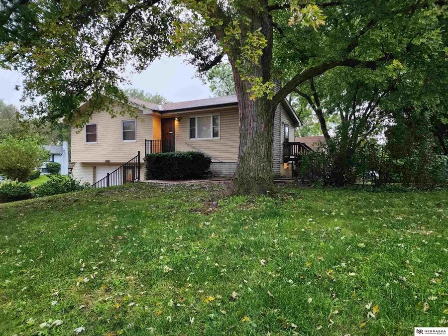 8608 S 47th Street, Omaha, NE 68157 - #3