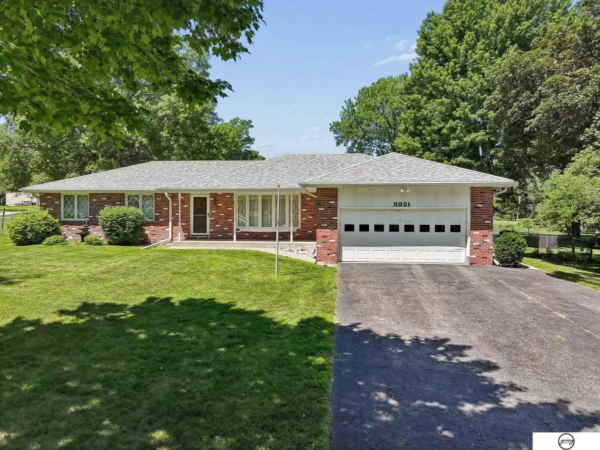 3921 S Folsom Street, Lincoln, NE 68522 - #1