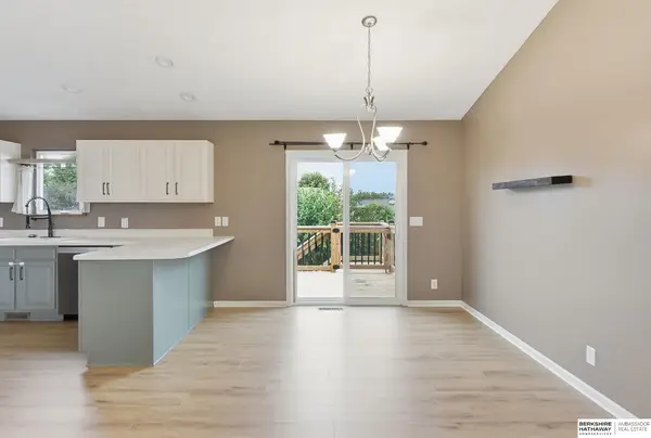 1733 NW Flader Court, Lincoln, NE 68528