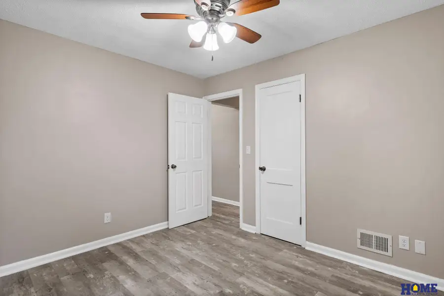 4215 Everett Street, Lincoln, NE 68506 - #2