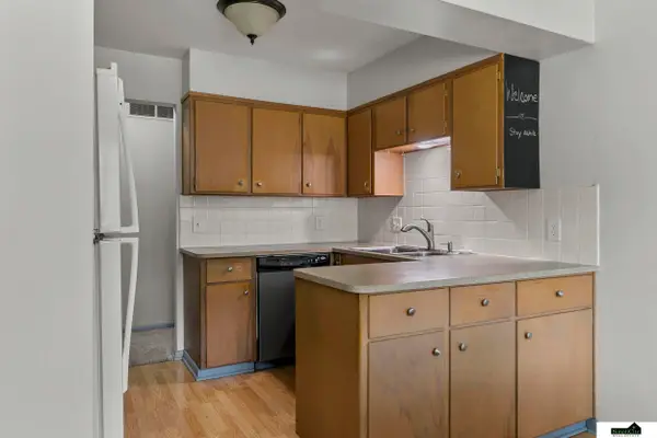 6201 Francis Street, Lincoln, NE 68505