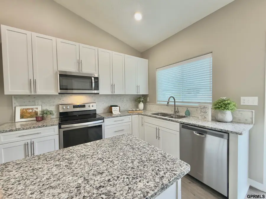 6543 SW 8th Street, Lincoln, NE 68523 - #3