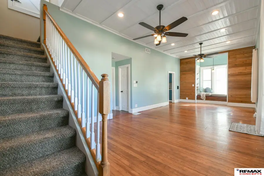 436 S 1st Street, Seward, NE 68434 - #2