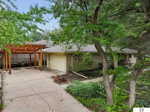 1801 Kings Highway, Lincoln, NE 68502