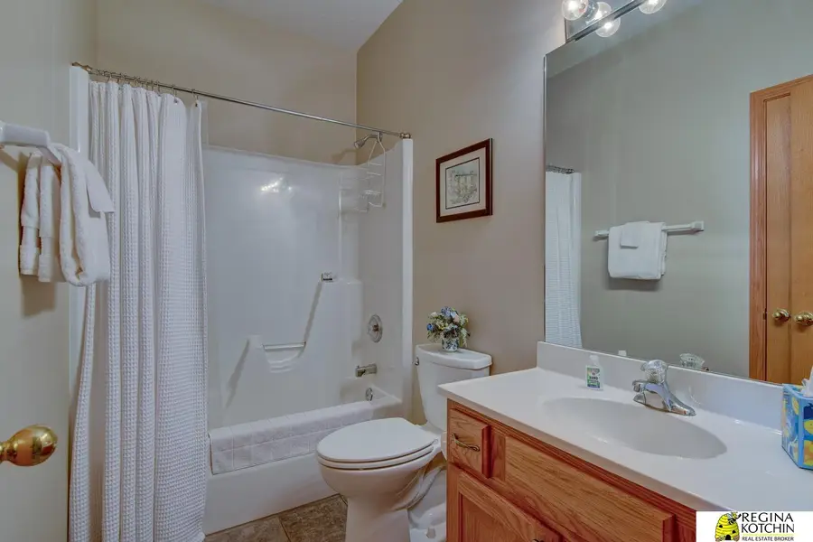 15706 Timberlane Drive, Omaha, NE 68136 - #3