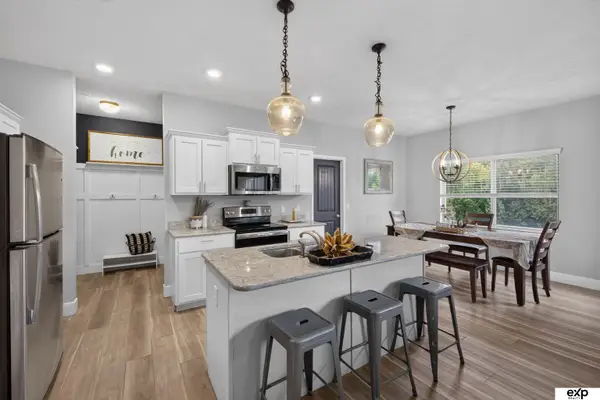 8123 S 190th Avenue, Omaha, NE 68136
