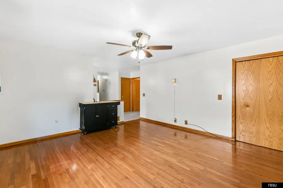 3604 3rd Avenue, Council Bluffs, IA 51501 - #2
