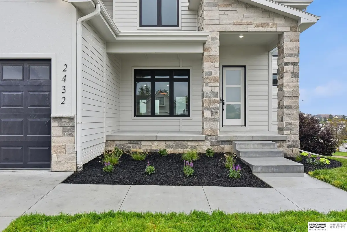 2432 S 182nd Circle, Omaha, NE 68130 - #1