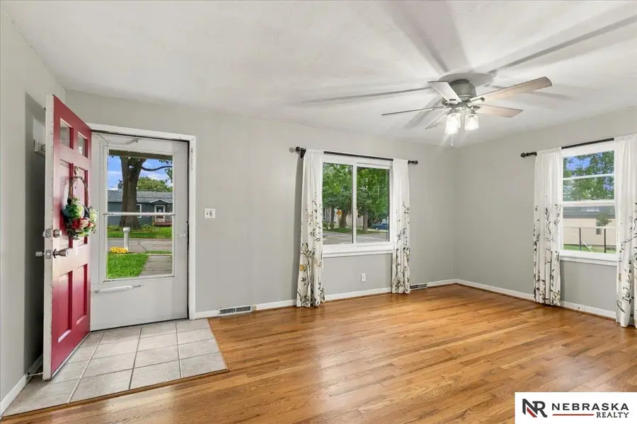 5941 Gillan Road, Lincoln, NE 68505 - #2