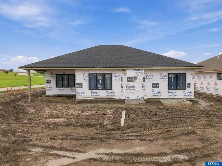 4101 Carnation Drive, Lincoln, NE 68516 - #2