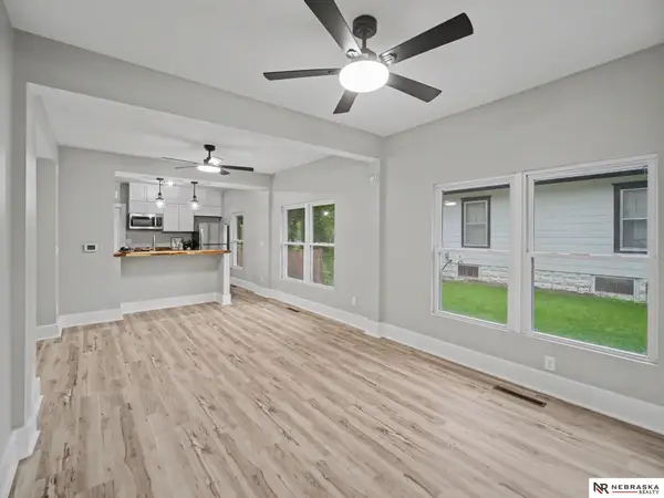 2810 S 11th Street, Lincoln, NE 68502
