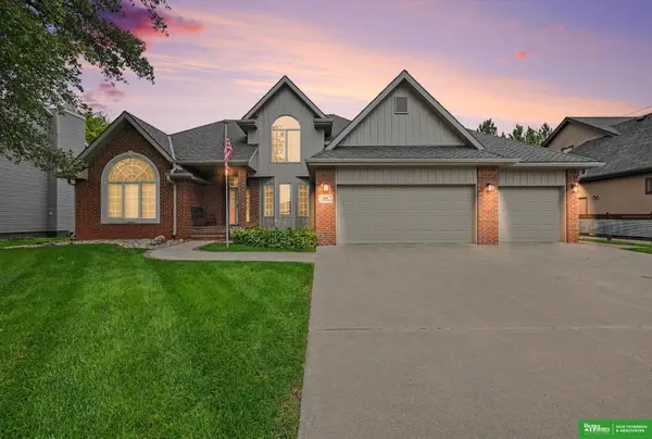 2524 Park Place Drive, Fremont, NE 68025