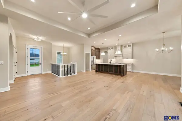 9210 Triana Lane, Lincoln, NE 68510
