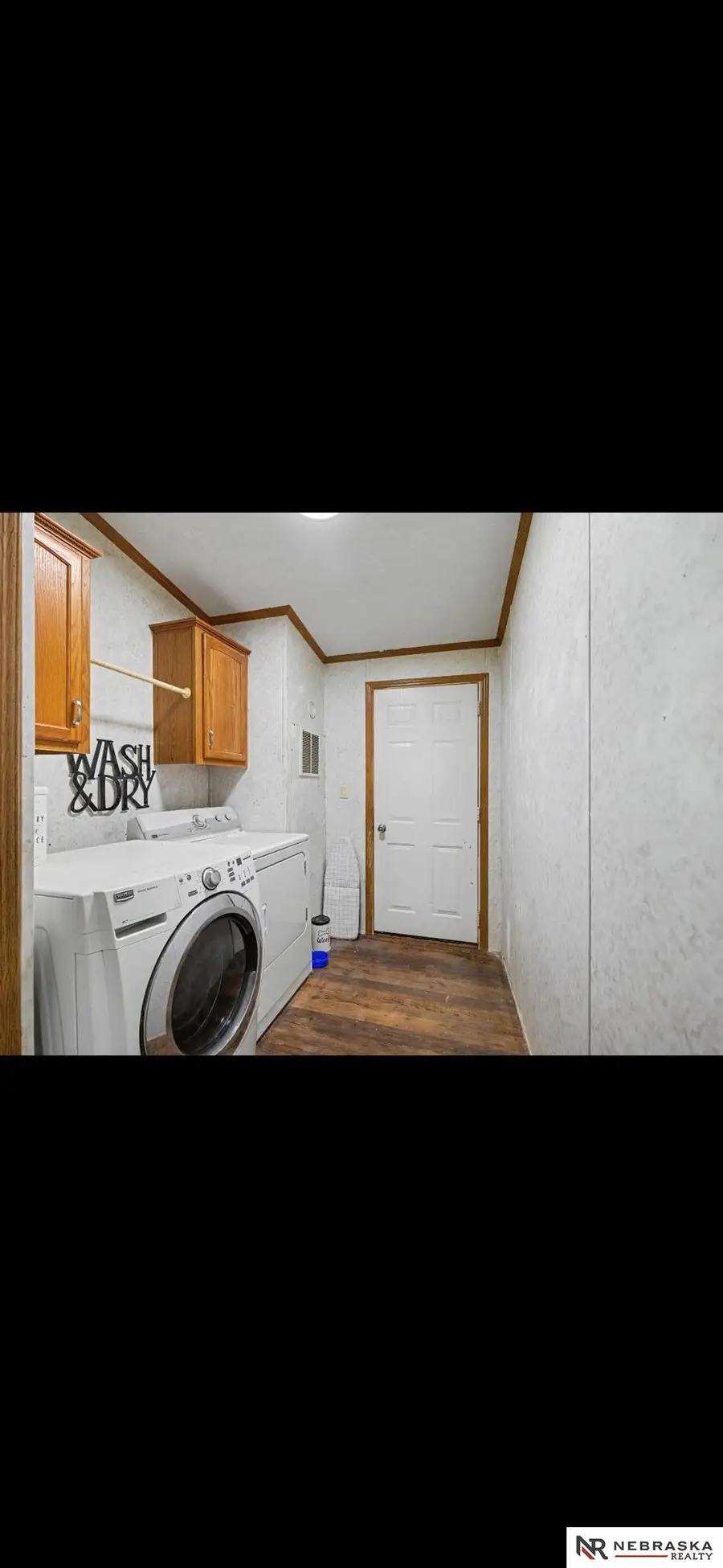 8903 N 79th Street, Omaha, NE 68122 - #3