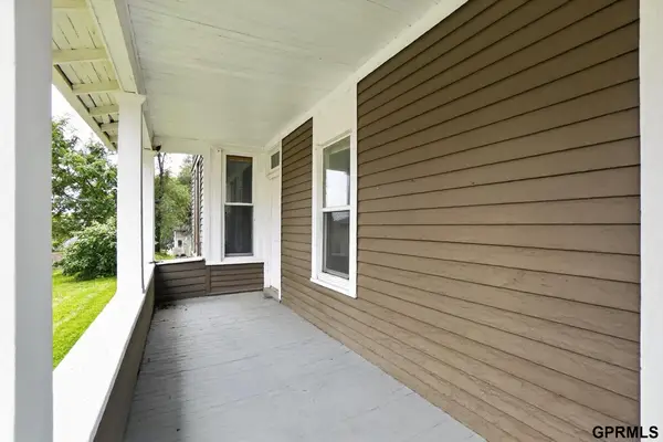 4215 Grant Street, Omaha, NE 68111