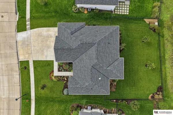 9200 Rattlesnake Road, Lincoln, NE 68520