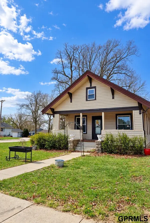 1003 N 14th Street, Beatrice, NE 68310