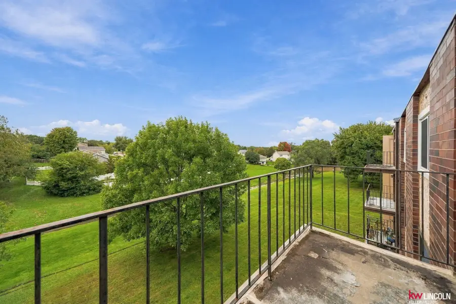 5801 Enterprise Drive #C4, Lincoln, NE 68521 - #3