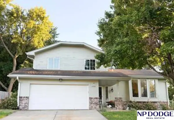 4929 Red Rock Avenue, Omaha, NE 68157