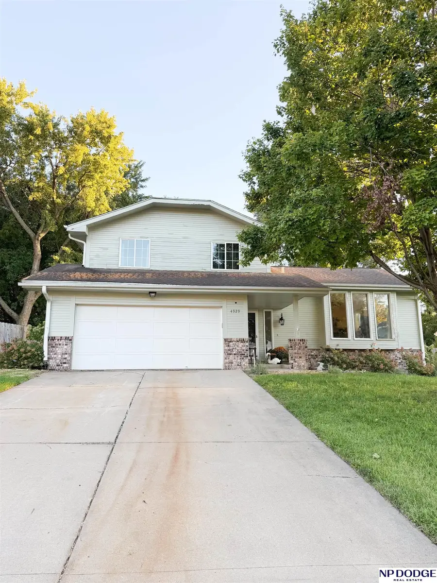 4929 Red Rock Avenue, Omaha, NE 68157 - #2
