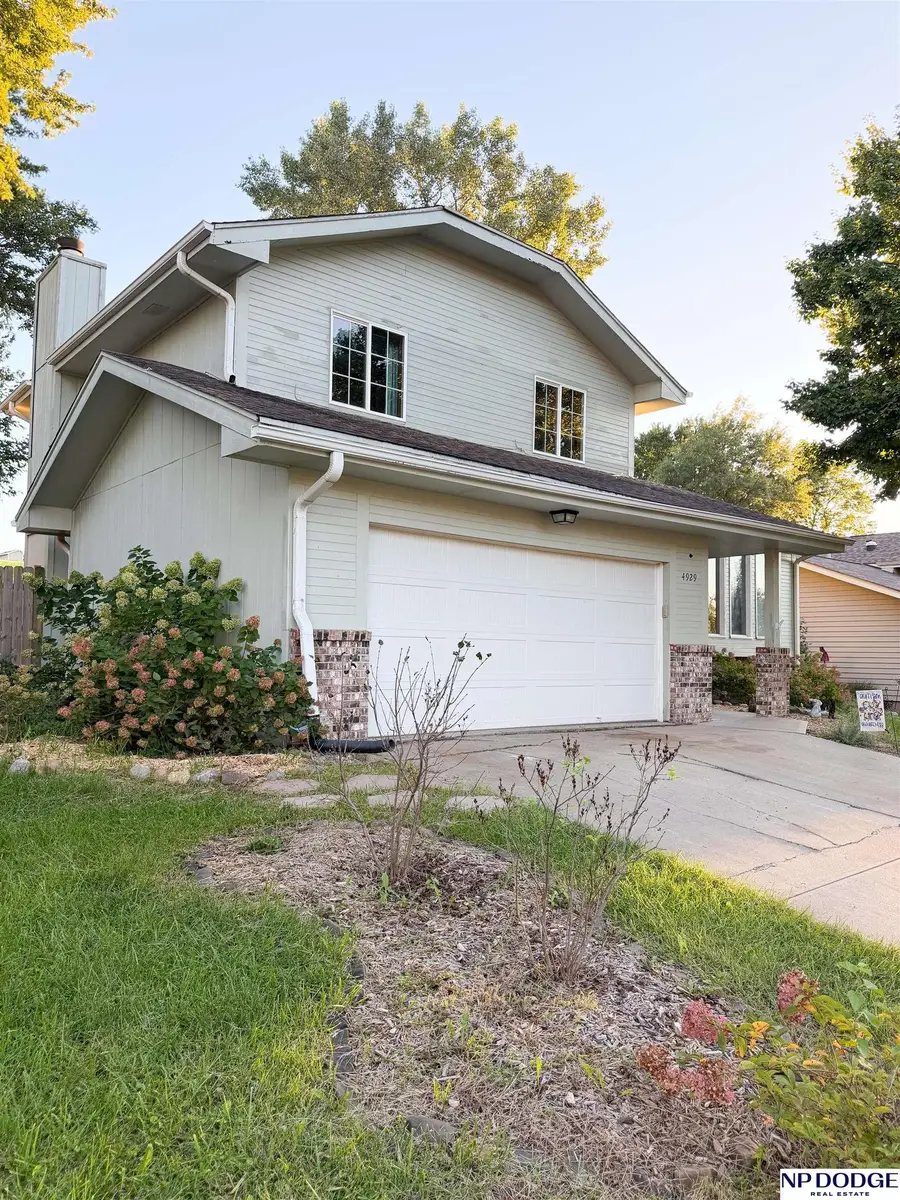 4929 Red Rock Avenue, Omaha, NE 68157 - #3