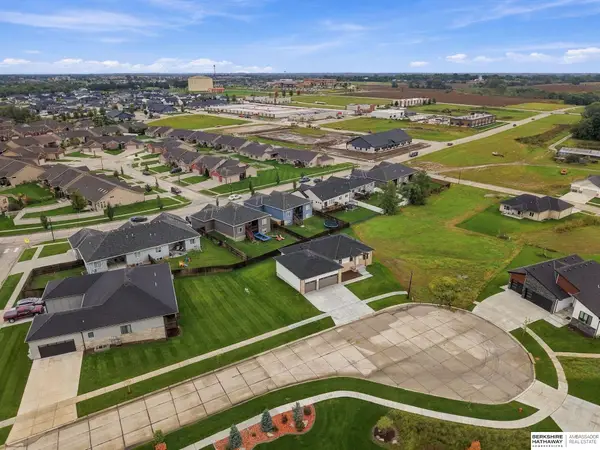 7755 Aero Circle, Lincoln, NE 68516