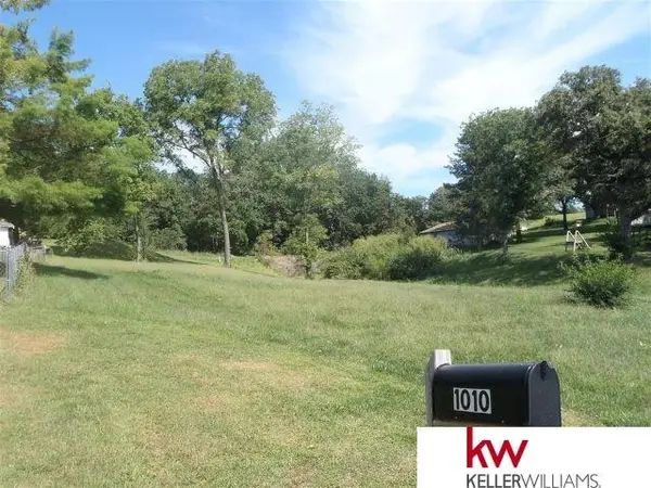 1010 Belgrade Court, Plattsmouth, NE 68048