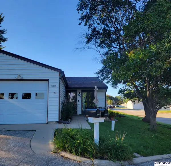5912 Wolff Lane, Lincoln, NE 68521