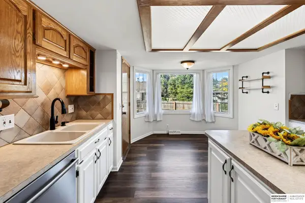 3310 Redwing Drive, Bellevue, NE 68123