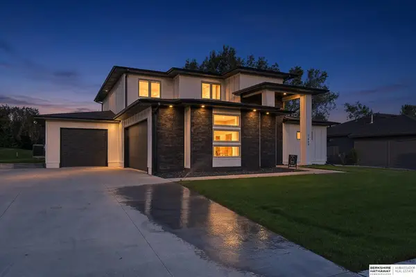 1649 E Ridge Way, Ashland, NE 68003