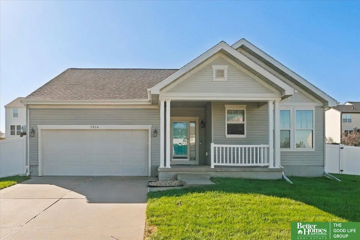 2404 S Mineral Drive, Papillion, NE 68046 - #1
