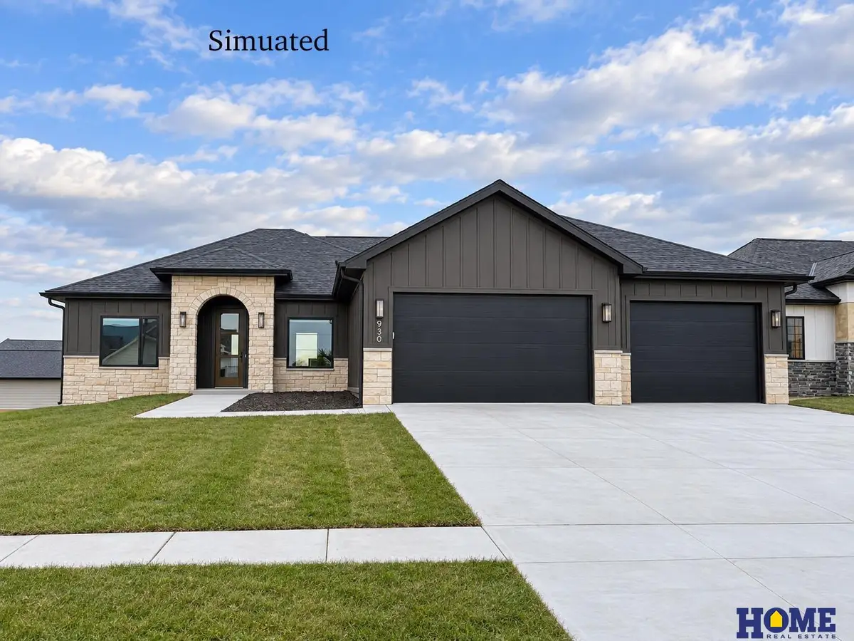 2605 S 102nd Street, Lincoln, NE 68520 - #1